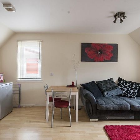 8 Varis Apartments Forres Luaran gambar