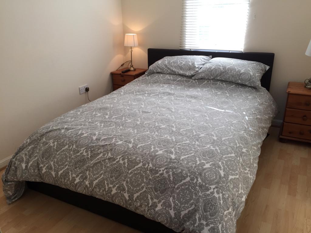 8 Varis Apartments Forres Luaran gambar