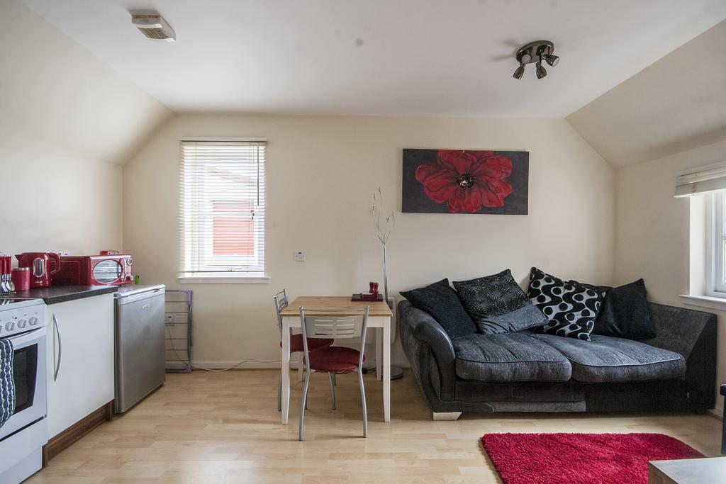 8 Varis Apartments Forres Luaran gambar